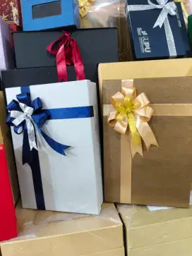 Jasa pasang pita souvenir, box, hampers, pita satuan