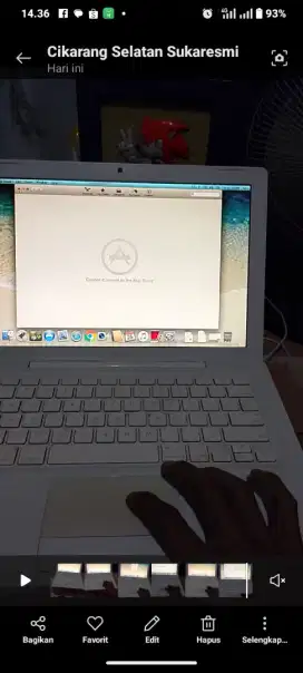 Laptop macbook jadul