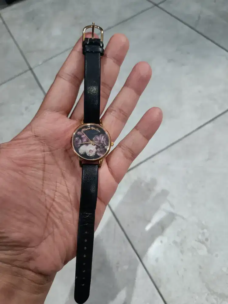 Jam Tangan Original Olivia Burton Dial Rose Flower kondisi normal