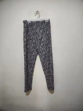 Celana leging bahan adem
