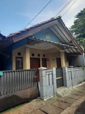 Dikontrakan Rumah Tahunan