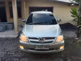 Toyota Kijang Innova 2007 Bensin
