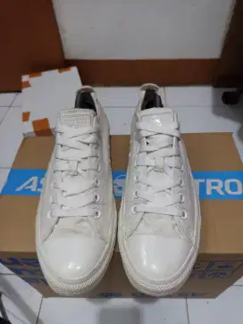 Converse CTAS Low Triple White Canvas Original second branded