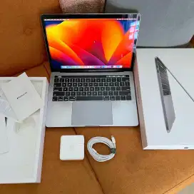 Macbook Pro 2019 Touchbar no minus laptop fullset