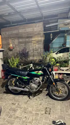 Honda gl max tahun 2000 istimewah