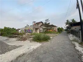 Timur Jakal km 10, Bangun Rumah Nyaman dan SIAP AJB