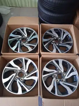 Velg OEM Original Toyota Inova Reborn Facelift