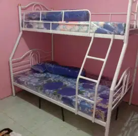 Ranjang susun / tempat tidur besi 90/120*200