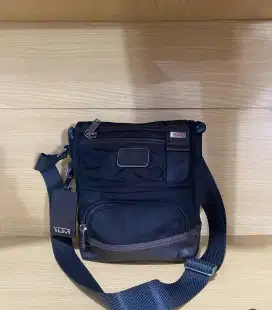 Slingbag Tumi Black