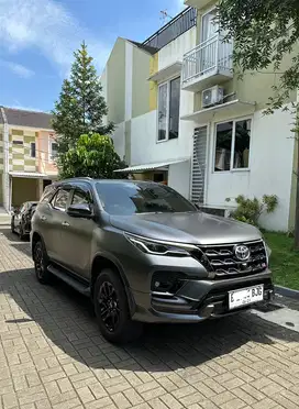 CASH!! Fortuner GR 2.8 2024 grey abu abu istimewa