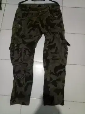 Cargo army size 32-33