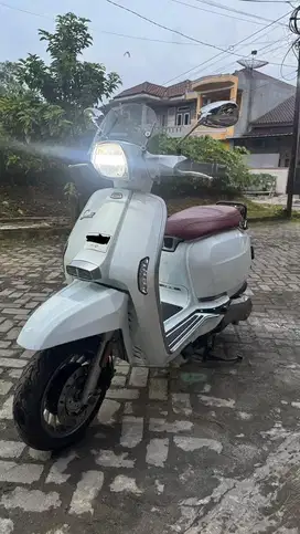 Rare item Lambretta V200 special