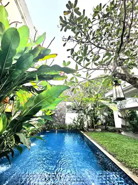 Tropical Resort Home di Kebayoran Bintaro Sektor 7