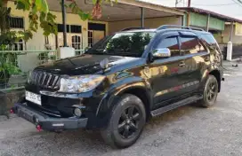 Toyota Fortuner G 2011
