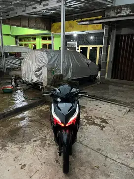 Forsale!! Fokus (mahar) vario led old 2016, surat (STNK), plat F