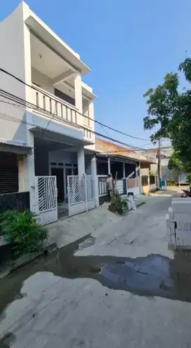 Rumah Tingkat Bangunan Baru Vila Indah Permai / golden city