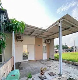 Disewakan rumah cifest hill (semi furnished)