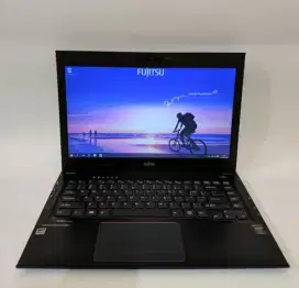 Laptop Fujitsu Lifebook UH554 Core i7 gen 4 Ram 8GB ssd 256GB