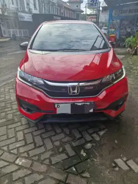Honda Jazz RS MATIK  th 2019 MERAH