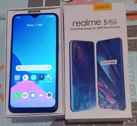 DIJUAL HP REALME 5 PRO 8/128