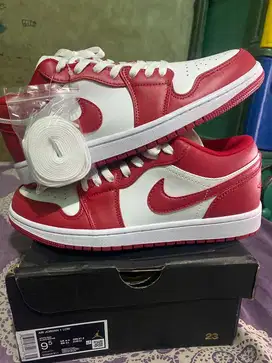 Nike Air Jordan Low Merah Putih 43