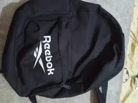Tas ransel reebok bekas