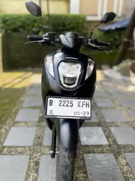Honda Genio 2024 CBS Fabulous & Stroiling Tgn.1 drbr mls