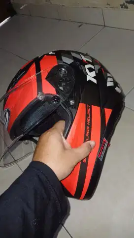 Helm KYT Falcon 2