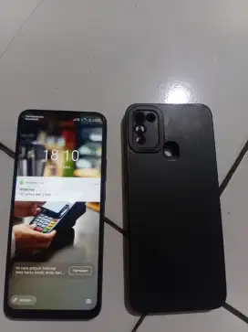 Infinix hot 11 play ram 3/32 batrai badak 6000 mah normal semua.