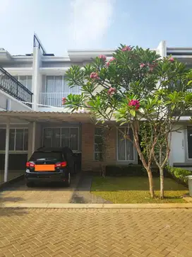 Dijual Rumah Cibubur Country 2 Lantai Siap Huni