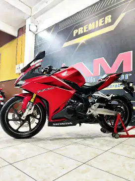 CBR250RR ABS red matte km.5rb super mewah 2018.Anugerah motor rungkut