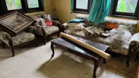 Sofa satu set, panjang sekitar 1,5 meter
