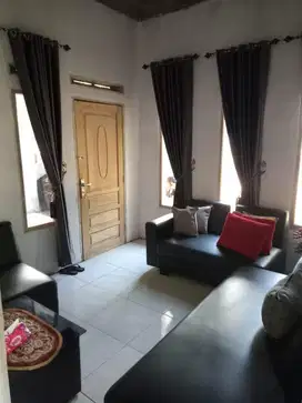 Rumah strategis dengan view alam Nagreg