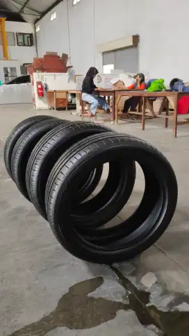 Ban Mobil Hankook 225/45 R18