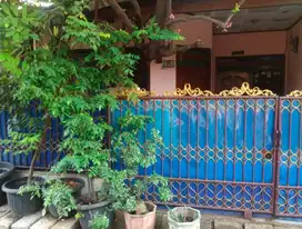 Rumah Dua Lantai Bebas Banjir di Perumnas 3 Kota Bekasi Jawa Barat