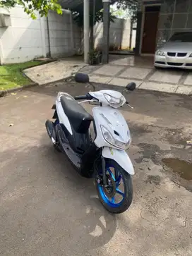 YAMAHA MIO SMILE 2011 PAJAK ISI BODY SUPER MULUS