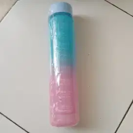 Botol pelangi mungil
