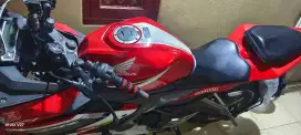 CBR 150 R.. JUAL BUTUH