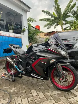 Kawasaki Ninja 250 fi ABS SE abu abu hitam