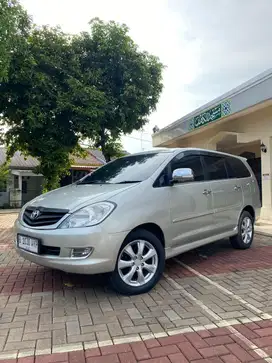 Toyota Kijang Innova 2007 Bensin