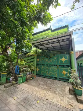 RUMAH 2LANTAI SIAP HUNI DI JAMBANGAN
