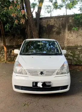 Nissan Serena CT AT 2012