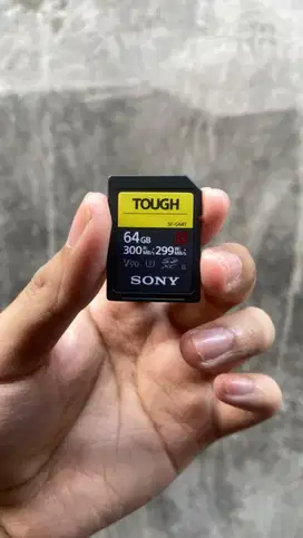 Sony 64 GB SF - G Tough Series UHS -II SDXC Memory Card Fullset Box