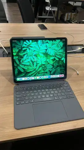 IPAD AIR 13” M2 IBOX + LOGITECH COMBO TOUCH KEYBOARD + APPLE PENCIL