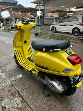 Jual vespa s 125 3v thn 2016