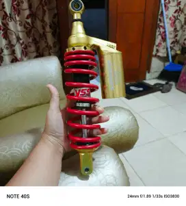 Shockbreaker shock tabung yss g plus matic 300mm