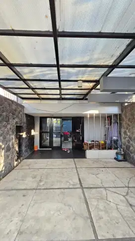 Dijual Rumah Graha Family