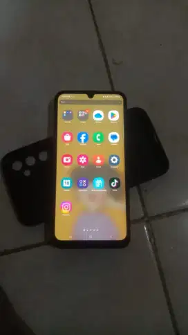 Jual hp Samsung second/bekas murah lokasi Jakarta Timur