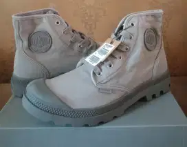 Sepatu Palladium Boots Original 43 Brand New Baru