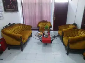 Satu set kursi tamu antik jadul